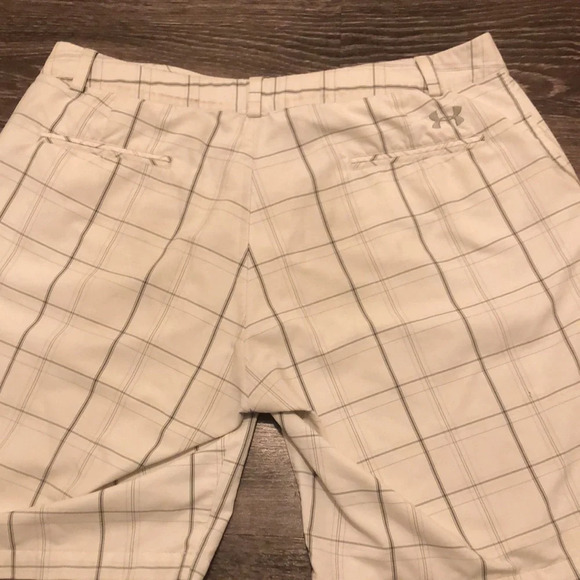 Under Armour Athletic Shorts - Picture 5 of 10